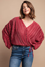 Load image into Gallery viewer, Satin Pleated Drawstring Top With Snap Button