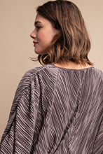Load image into Gallery viewer, Satin Pleated Drawstring Top With Snap Button